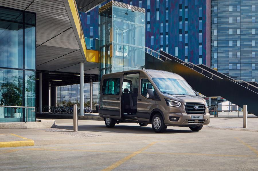  Ford Transit Kombi L3H2 2018 года  (EU) (фото 1 из 2)